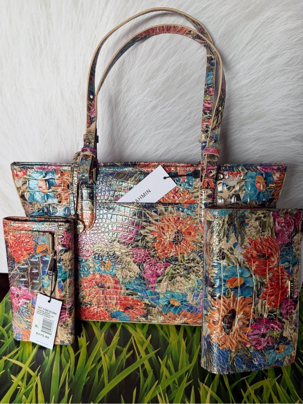HTF 3 PIECE SET 🌼 BRAHMIN LASSO MED ASHER AND DAISY AND CORDELIA WALLET NWT FIRM - Picture 9 of 10